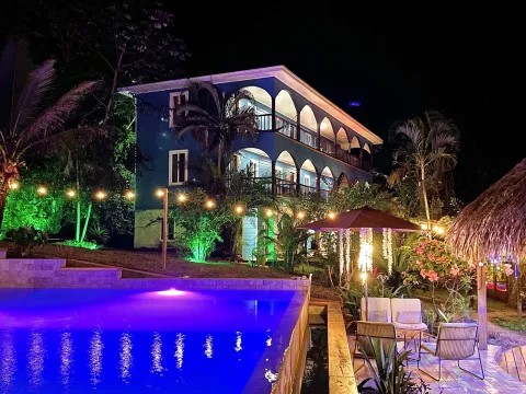 Manurii Boutique Hotel